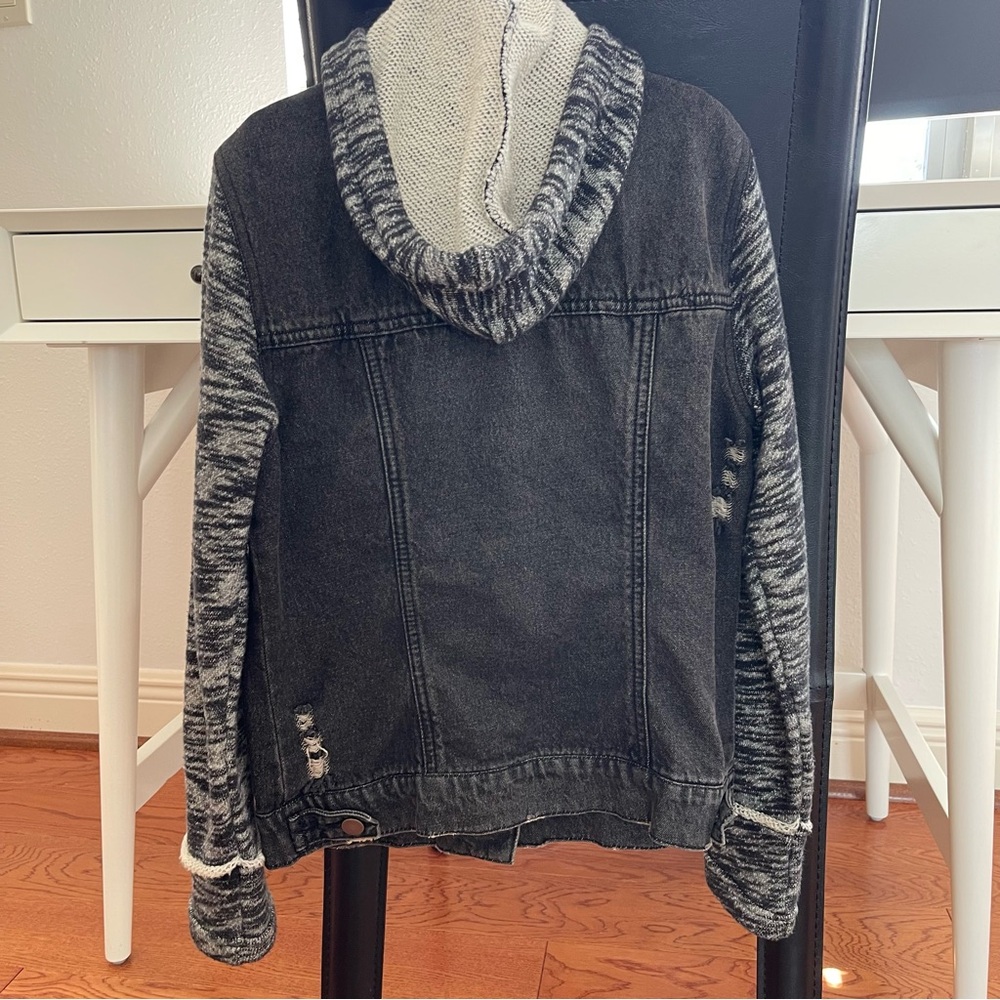 Design Labs Jean Jacket Size Xs - image 2